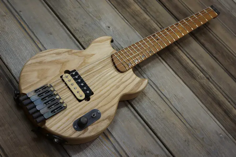 Laika SG travel guitar by Laika Guitars