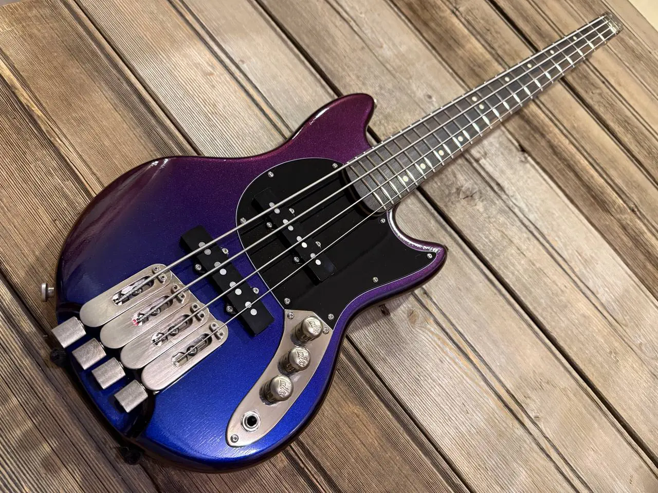 Laika Bass 4, Midnight Purple Blue Burst